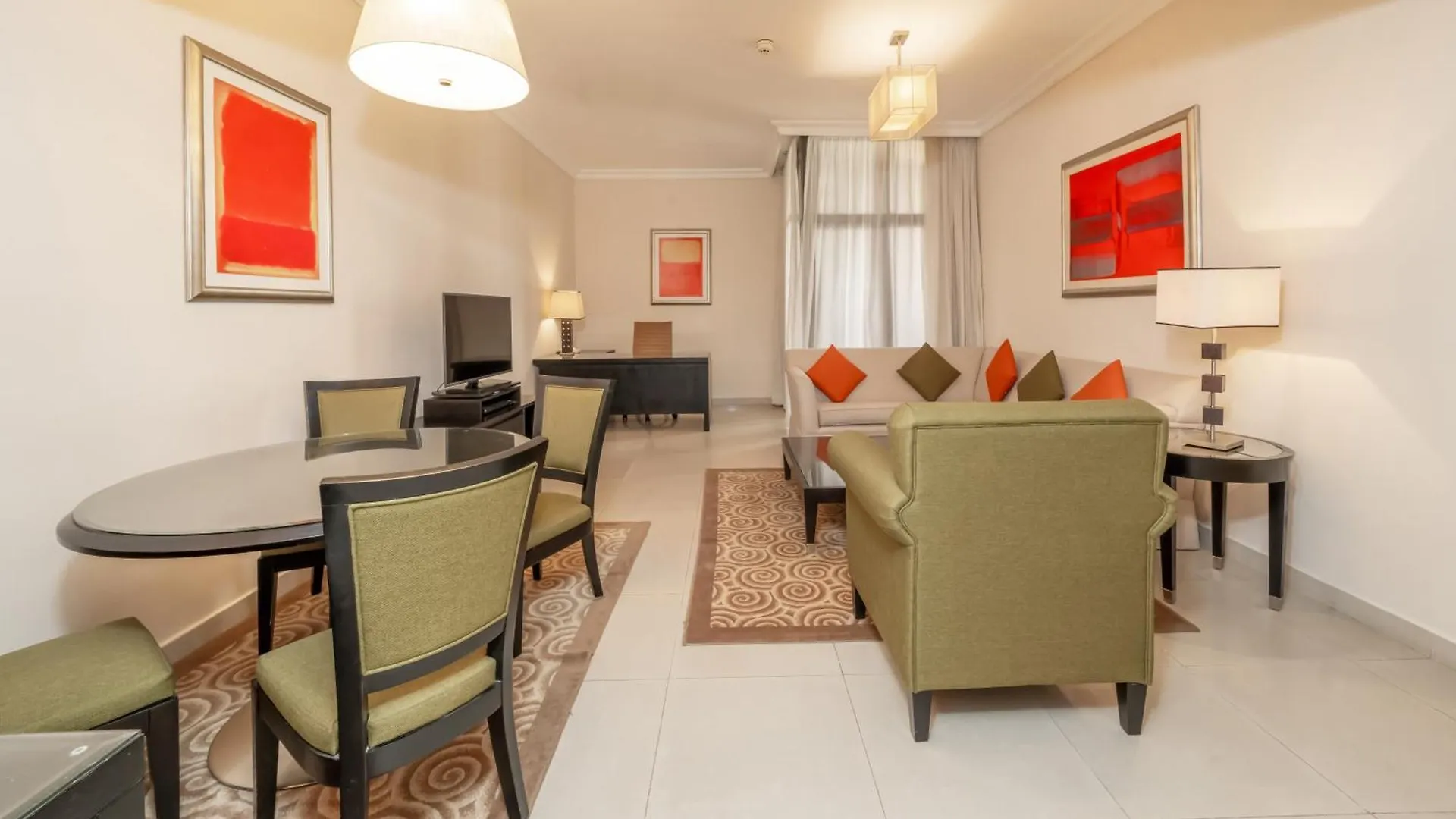 ****  Mercure Dubai Barsha Heights Hotel Suites And Apartments Emiratos Árabes Unidos