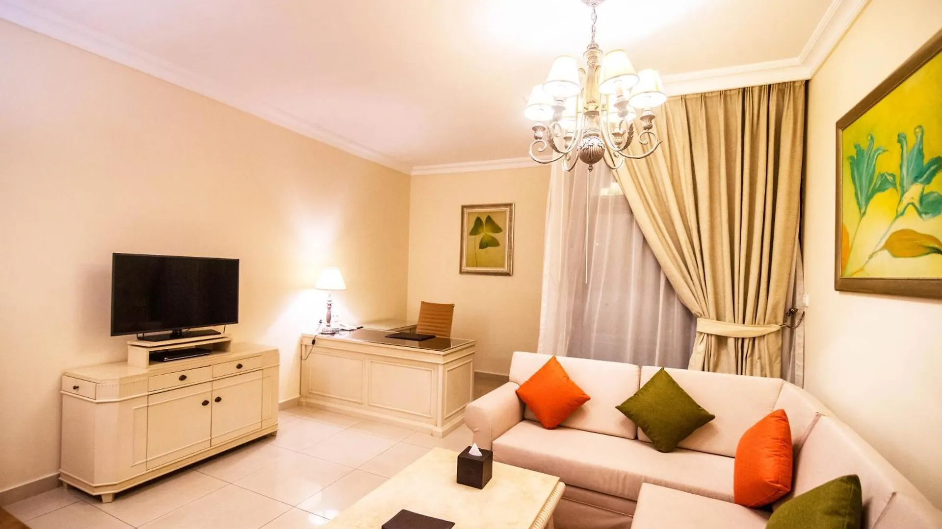 Mercure Dubai Barsha Heights Hotel Suites And Apartments
