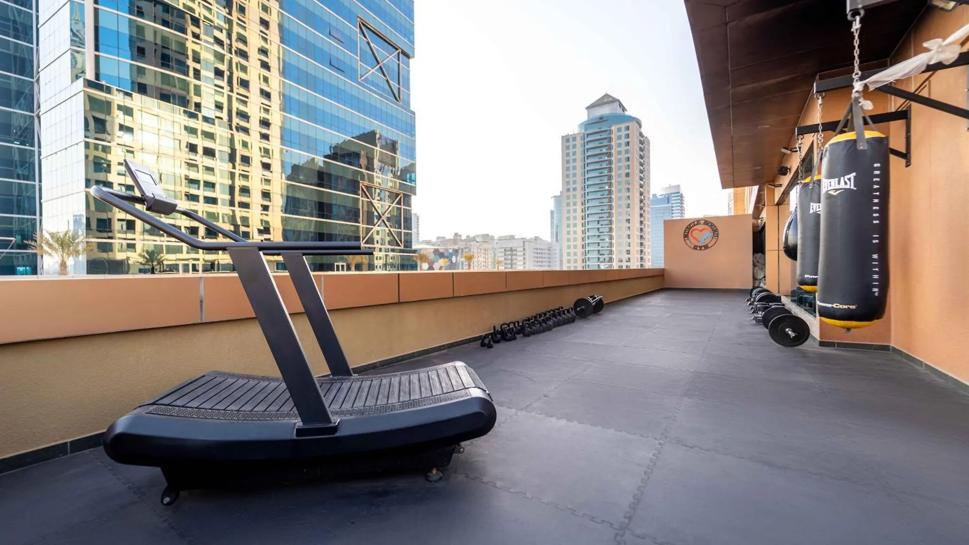 Mercure Dubai Barsha Heights Hotel Suites And Apartments