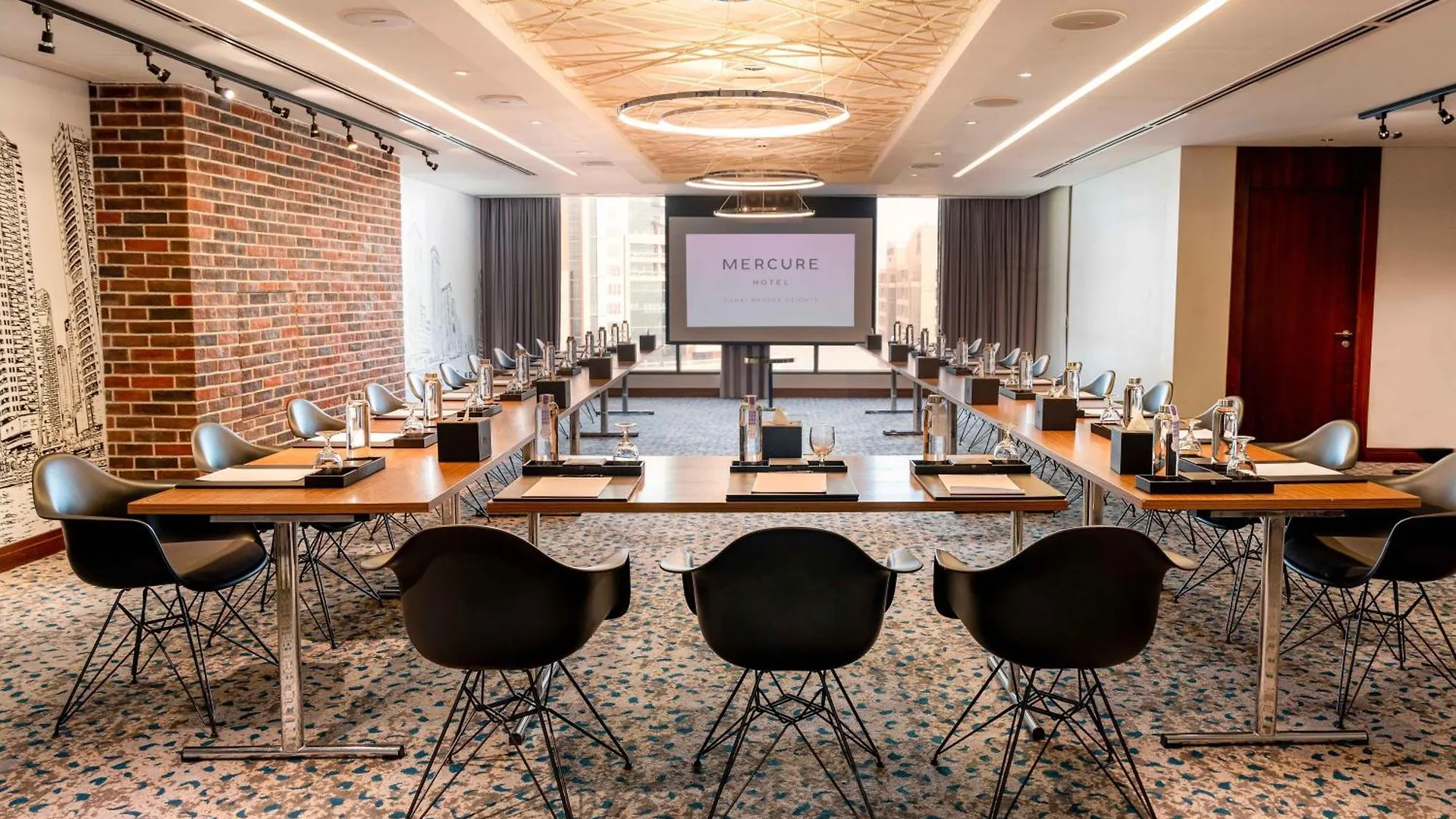 Mercure Dubai Barsha Heights Hotel Suites And Apartments 4*,  United Arab Emirates