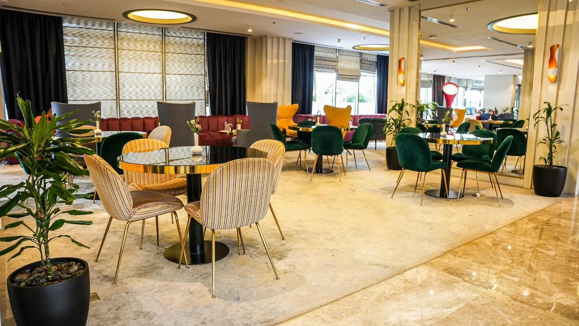 Mercure Dubai Barsha Heights Hotel Suites And Apartments 4*,  United Arab Emirates
