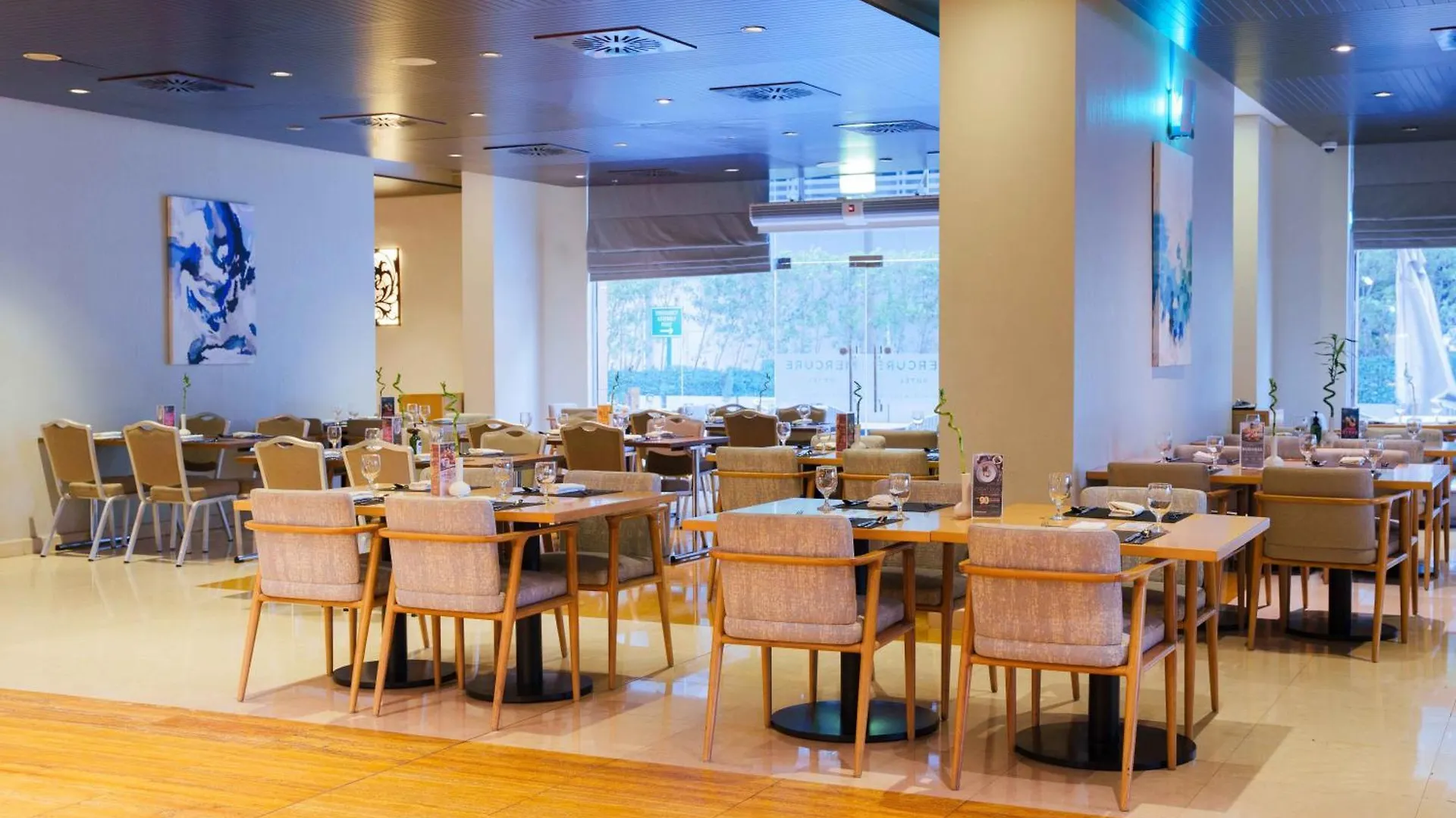 ****  Mercure Dubai Barsha Heights Hotel Suites And Apartments United Arab Emirates