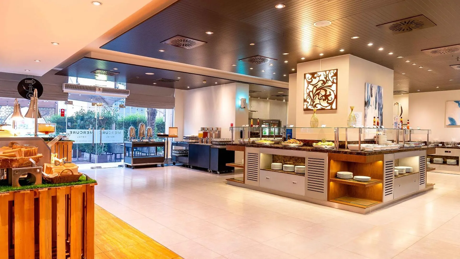 Mercure Dubai Barsha Heights Hotel Suites And Apartments