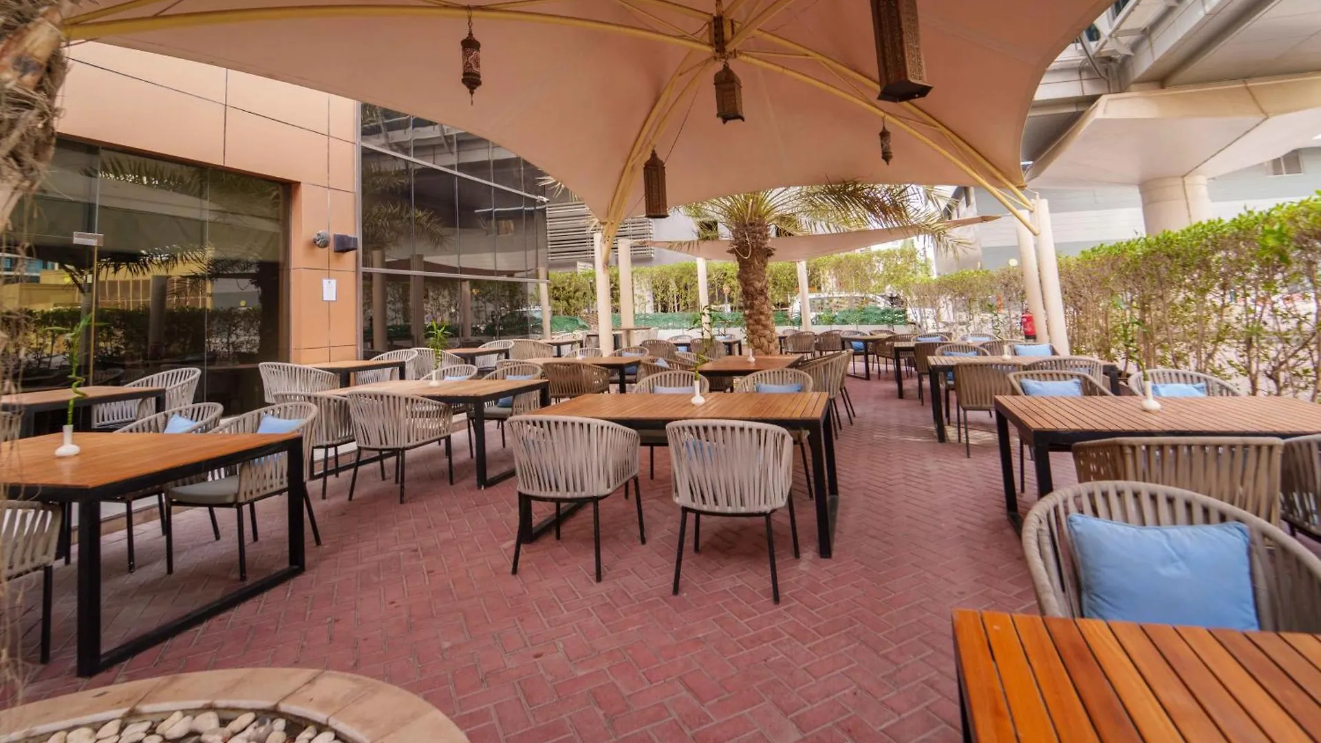 Mercure Dubai Barsha Heights Hotel Suites And Apartments