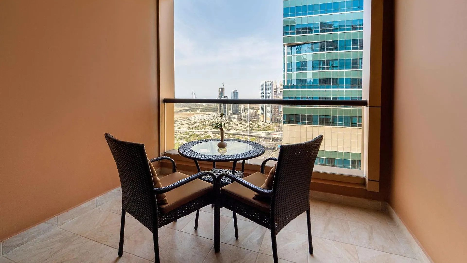 Mercure Dubai Barsha Heights Hotel Suites And Apartments