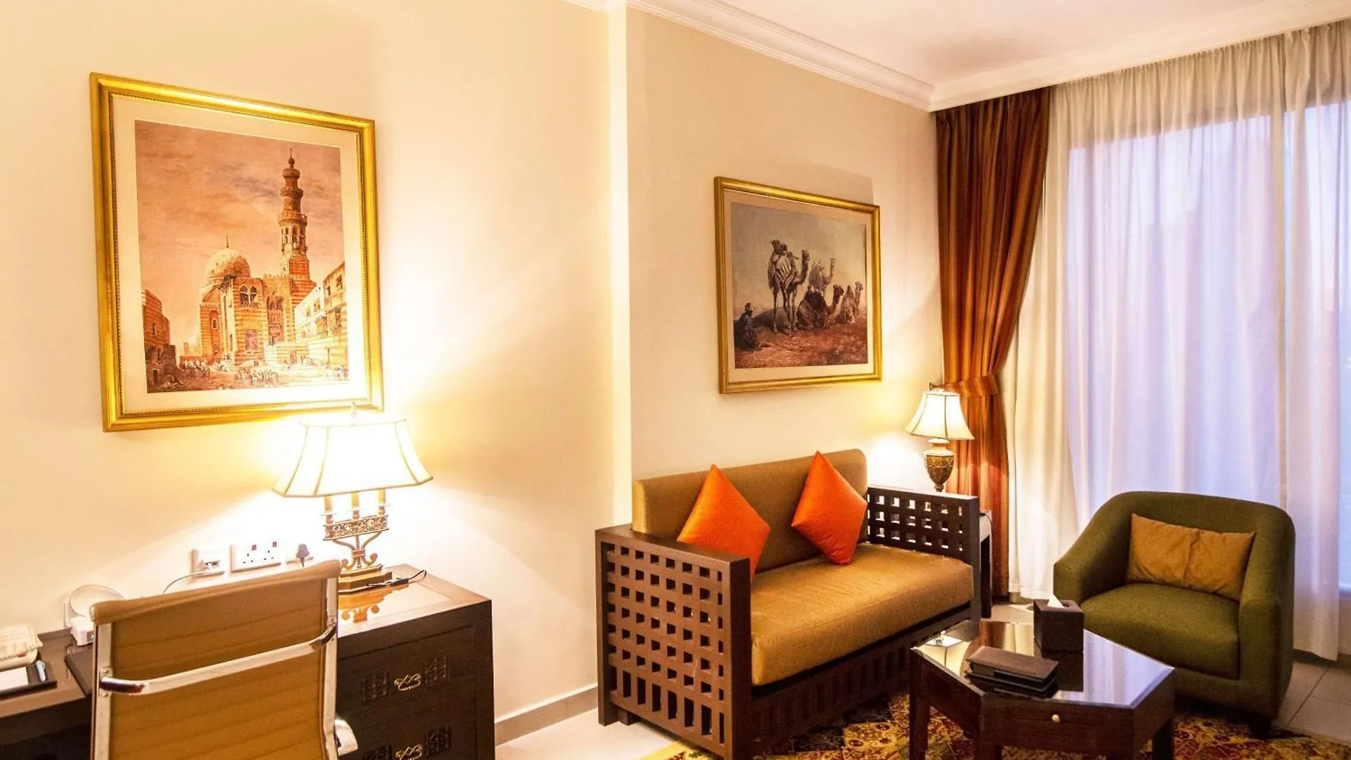 Mercure Dubai Barsha Heights Hotel Suites And Apartments