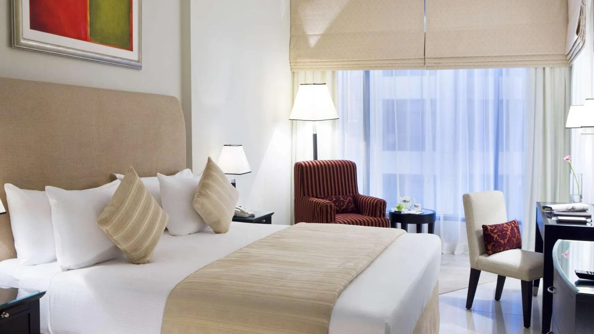 Mercure Dubai Barsha Heights Hotel Suites And Apartments