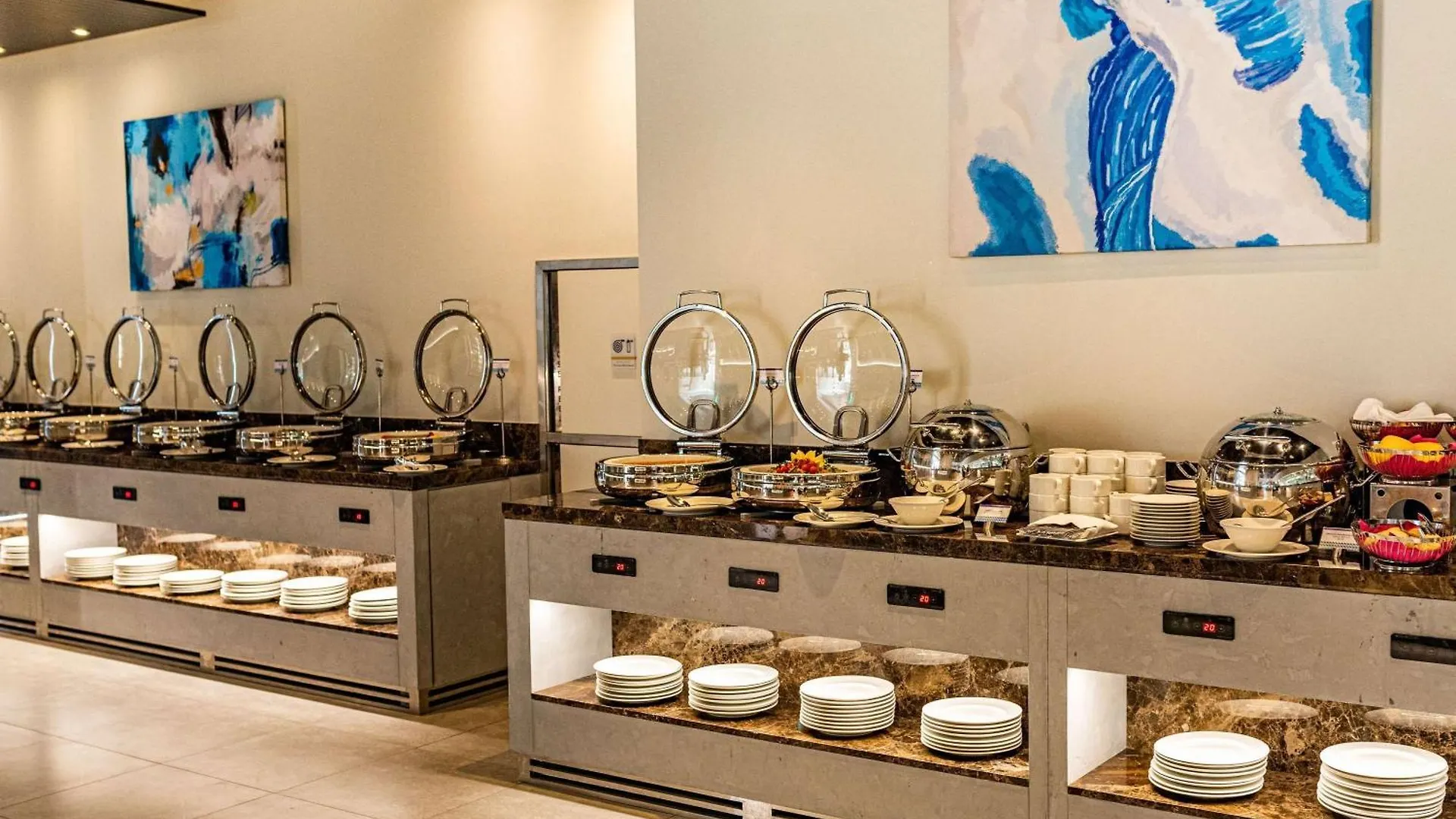 Mercure Dubai Barsha Heights Hotel Suites And Apartments