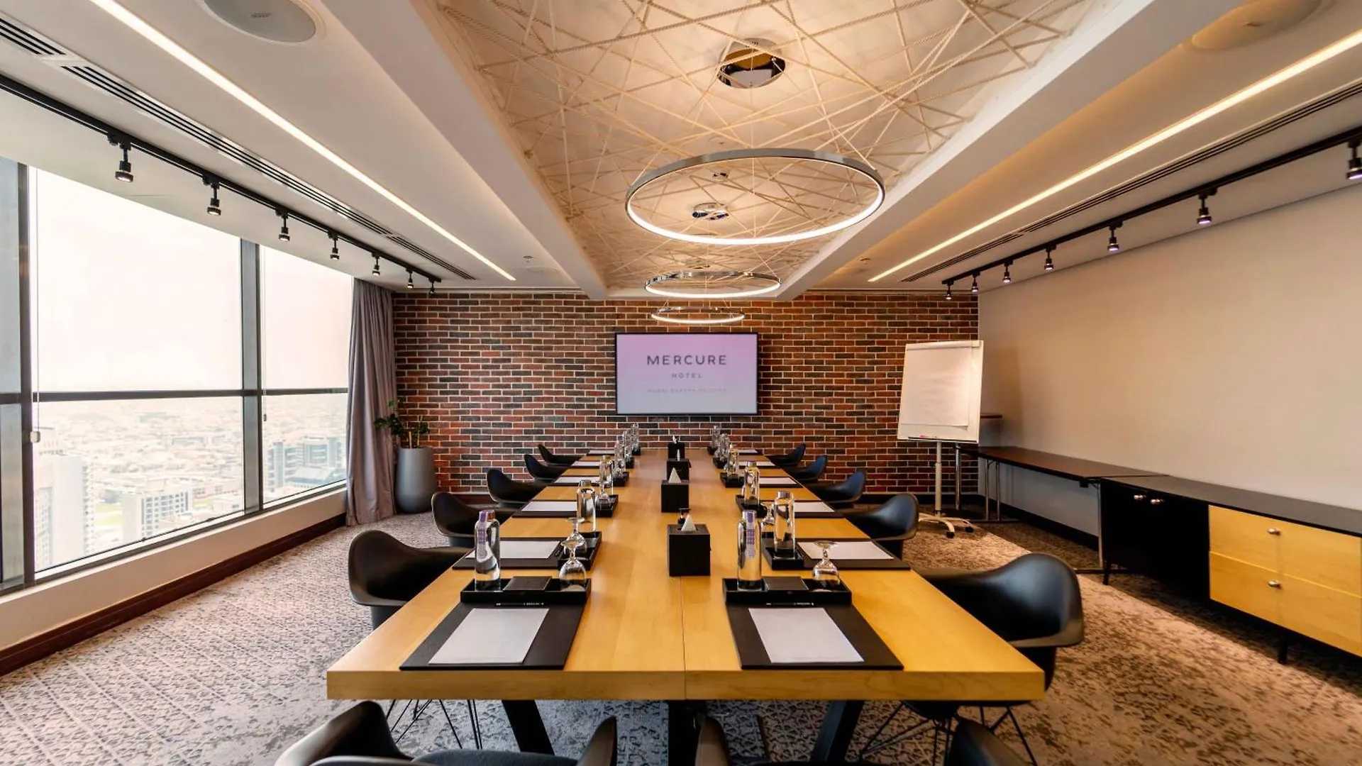 Mercure Dubai Barsha Heights Hotel Suites And Apartments Emiratos Árabes Unidos