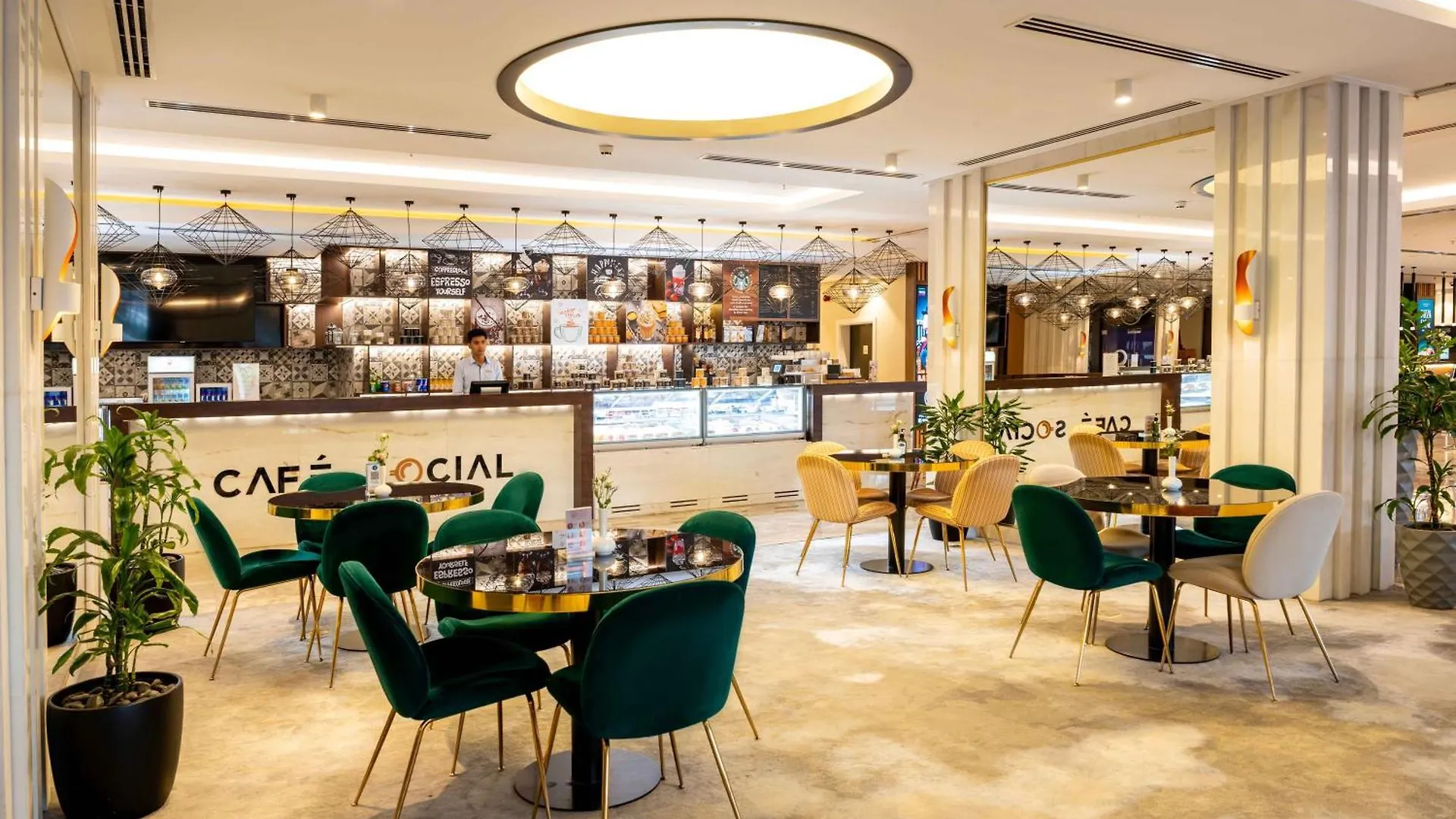 Mercure Dubai Barsha Heights Hotel Suites And Apartments